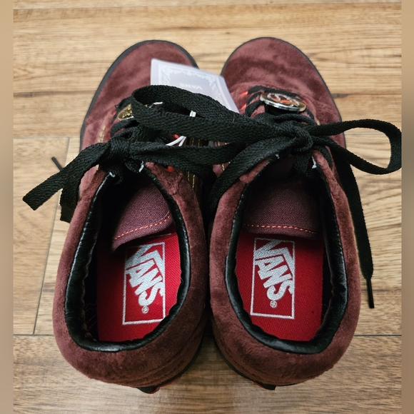 Disney Villain Vans - Picture 5 of 11